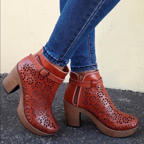 Shoes - 🌸 2 x $79 🌸 Handmade Leather Mexican booties
